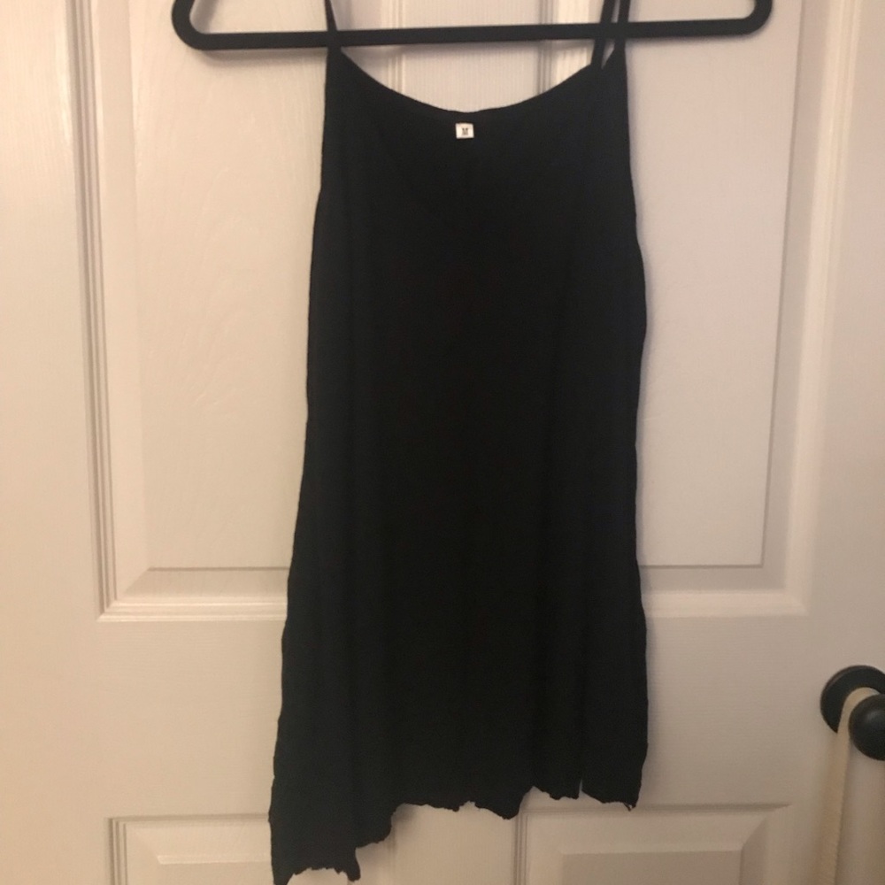 Black flowing tanktop